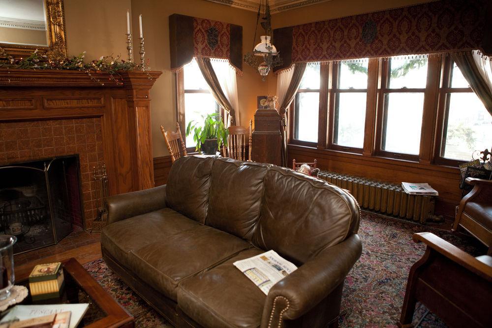 Westphal Mansion Inn Bed&Breakfast Hartford Exterior foto